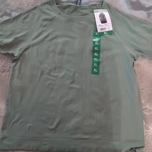 Mondetta Women's Short Sleeve Seamless Tee Green XL - Picture 1 of 4