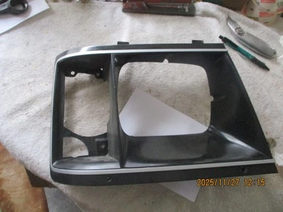 FURGONETA CHEVROLET ASTRO 1985-2005 USADA, BISEL FARO DERECHO SAFARI-14066046 Foto 1 de 4