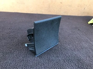 ✔CENICERO CONSOLA CENTRAL TRASERA MERCEDES W204 C63 C350 C300 C250 CENICERO OEM - Imagen 1 de 5