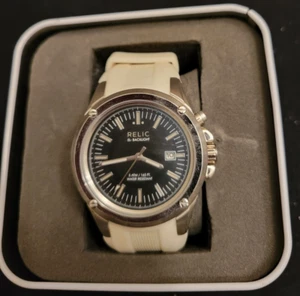 Women's RELIC  White Silicone Watch w/ Black Face - Picture 1 of 2