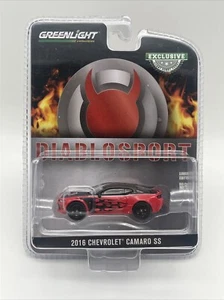 Chevy Camaro SS 2016 1/64 diecast neumáticos de goma rojos Greenlight Hobby Exclusive - Imagen 1 de 7