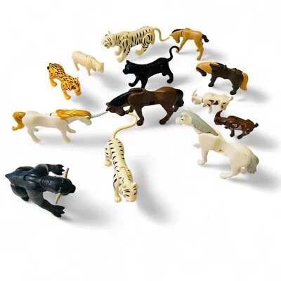 Lot Vintage Playmobil Animals – Lions, Tigers, Horses, Panther, and More – Mixed - Image 1 of 4