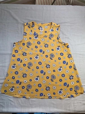 Blusa de poliéster sin mangas grande sin mangas con flores azules y blancas de Anne Klein Foto 1 de 4