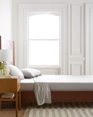 Juego de sábanas Quince Bamboo 4 piezas, talla King en gris claro ( Foto 1 de 4