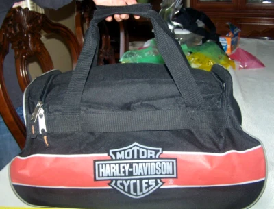 Bolsa de viaje Harley Davidson Premium Luggage Collection naranja negra para pasar la noche Foto 1 de 4