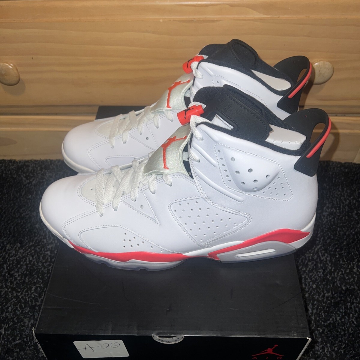 Jordan 6 Retro 2014 White Infrared for Sale - Authenticity Jordan 6 Retro 2014 White Infrared for Sale - Authenticity
