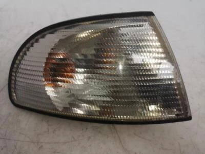8D0953050S 250603 Faro derecho AUDI A4 BERLINA (B5) 1.9 TDI 1994 Foto 1 de 4