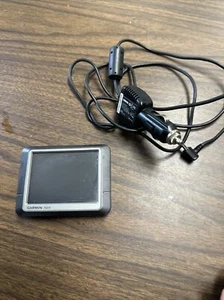 GARMIN NUVI 260 GPS Navigation bundle- w/ Car Charger - Picture 1 of 7