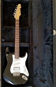 Rare 1990's ESP Jake E Lee Signature Model Custom Guitar in very good condition - Picture 1 of 11
