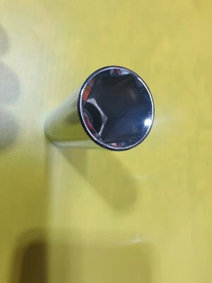 Husky 24126 1/2" Drive  13/16 6-Point Deep Socket - Image 1 of 3