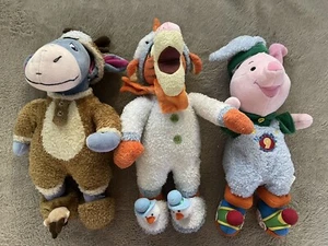 Disney Store offizieller SCHNEEMANN TIGGER Ferkel Eeyore URLAUB 14 Zoll Plüsch Menge 3 - Bild 1 von 14