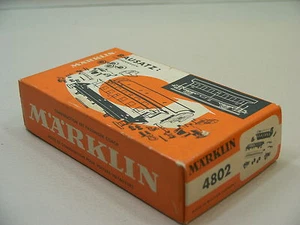 Märklin 4802 Leerkarton rot Bausatz für Personenwagen lesen (9) - Bild 1 von 2