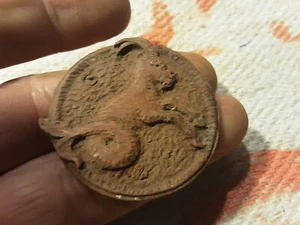 VERY OLD MAYBE ANTIQUE WOODEN MEDALLION WITH CURIOUS SYMBOL AN IBEX C - Picture 1 of 7