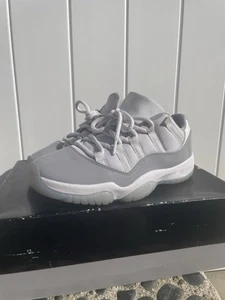 Jordan 11 Low Cement - Picture 1 of 11