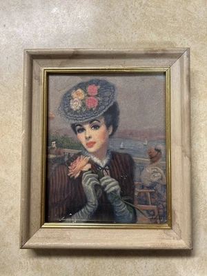 Arte romántico vintage enmarcado retrato mujer en sombrero floral rosa mediados de siglo Foto 1 de 4
