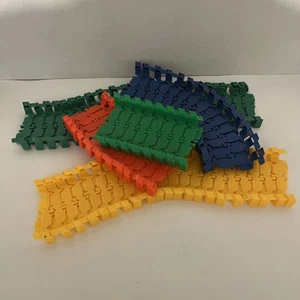 Mindscope Tracks Twister Flexible Interlocking Multi Colors 70 Pcs Lot - Picture 1 of 1
