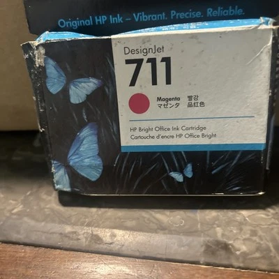 OEM HP DesignJet 711 Magenta Ink Cartridge 11/25 - Image 1 of 2
