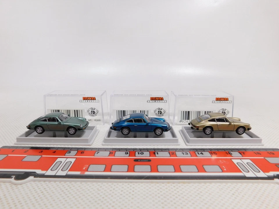 3X Brekina H0 1:87 Porsche 911 Coupé 1976 16300 16301 16302 Mint Box #DP250-0,5 - Immagine 1 di 4