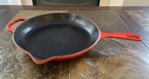 Le Creuset 11-3/4 IN Round Skillet - Cerise - Red - Picture 1 of 4