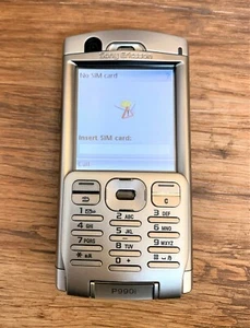 Sony Ericsson P990i 32MB Silver Collector's Item Factory Unlocked 3G SIMFree - Picture 1 of 12