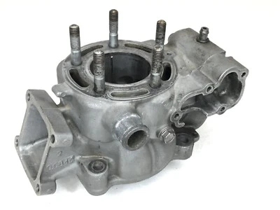 06 Kawasaki KX85 KX 85 OEM cilindro do motor jarro extremidade superior - Imagem 1 de 4