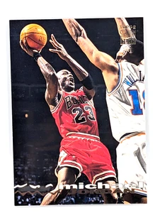 1993-94 TOPPS STADIUM CLUB #169 MICHAEL JORDAN - Picture 1 of 1