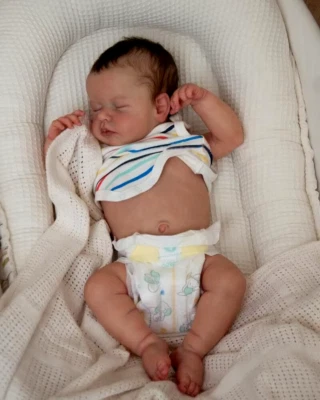 Neonato Reborn 45CM in Silicone Morbido - Ultra Realistico Bebè con accessori 🍼 - Imagen 1 de 4