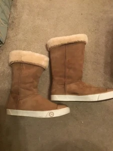 Good used UGG Australia Delaine chestnut brown boots size 5 - Picture 1 of 7