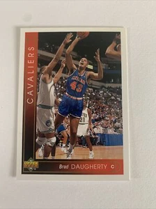 1993-94 Upper Deck Brad Daugherty #60 Base Card Cleveland Cavaliers - Picture 1 of 3