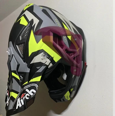 Colgador de casco Foto 1 de 4