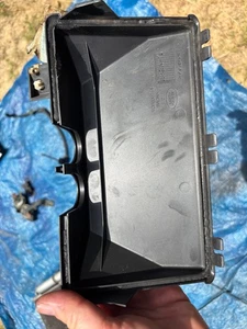 Land Rover Discovery 3 Range Rover Sport L320 ECU Cover Trim Lid YQH000244 - Foto 1 di 2