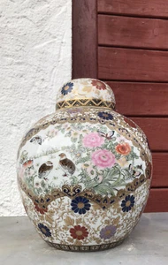 Asiatische Deckelvase Keramikgefäß Handbemalt Goldverzierrung Blumen Vase E9 - Bild 1 von 6