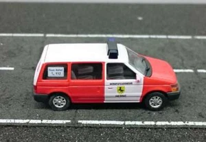 Busch H0 44611 Chrysler Voyager Feuerwehr NEU & OVP - Picture 1 of 5