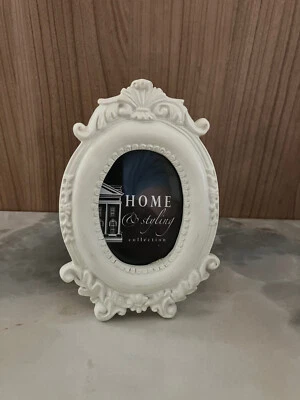 Kleiner Bilderrahmen Weiss Beige Oval Hochzeit Tischdeko Antik   6,5x4,5 cm WBO2 - Bild 1 von 4