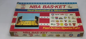 Vintage 1980 NBA Bas-ket Cadaco Board Game Real Basketball in Miniature 167 - Picture 1 of 12