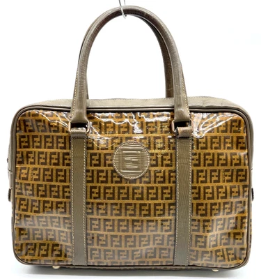 Autêntica mini bolsa Boston Fendi Zucca couro envernizado cáqui i110446 - Imagem 1 de 4