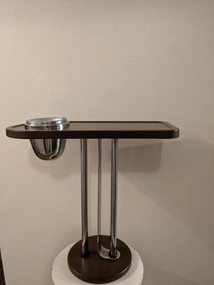 Cenicero cromado Art Deco MCM Wolfgang Hoffmann mesa Howell con etiqueta Foto 1 de 4