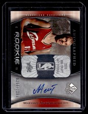 2005-06 SP Authentic Martynas Andriuskevicius Rookie Auto 0256/1299 #112 On Card