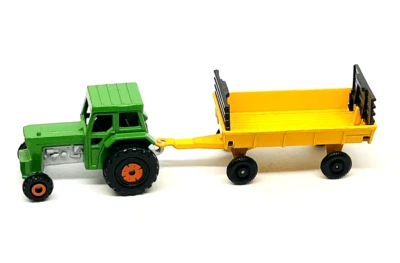 Matchbox International TP-108 Ford Tractor & Trailer in dark green/yellow, mint! - Image 1 of 3