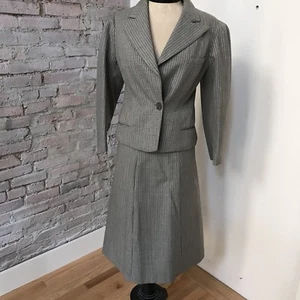 Vintage Suit 30's 40's Genevieve D' Ariaux Skirt Suit Gray Pinstripe Waldes 6 - Picture 1 of 9