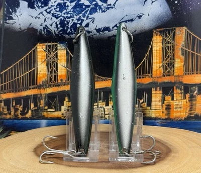 Lote de (2) plantillas de pesca de hierro de superficie 544-X de colección... 2,6 OZ cada una Foto 1 de 4