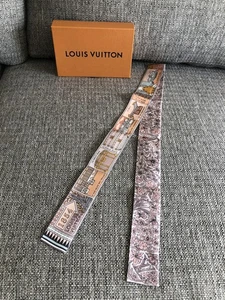 New Louis Vuitton Histories Bandeau Scarf M70854 - Picture 1 of 7