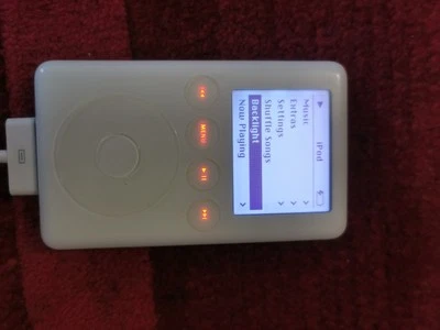 Ipod 3rd Gen 15gb - Image 1 of 3