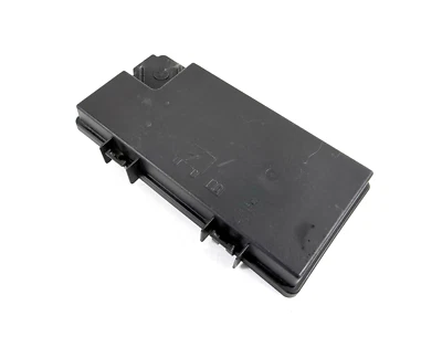 Dodge Grand Caravan 2008-2019 debajo del capó caja de fusibles tapa negra OEM Foto 1 de 3