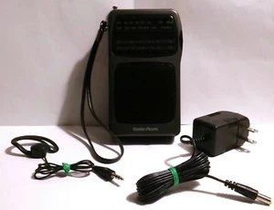 VINTAGE RADIO SHACK 12-617 AM/FM/TV1/TV2 PORTABLE POCKET RADIO SET - Picture 1 of 5