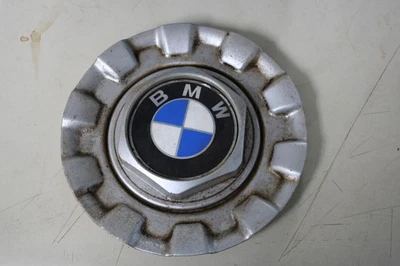 1995-2003 BMW 318i 325i 525i WHEEL CENTER CAP OEM Used #092418723422 - Image 1 of 4