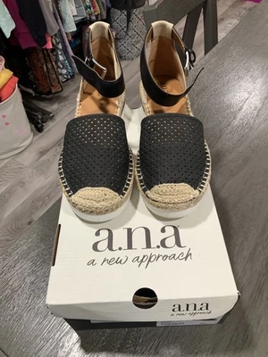 Zapatos sandalia alpargata negra para mujer a.n.a. Talla 8. Pisos tejidos. Nuevo en caja. Foto 1 de 4