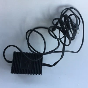 Commodore 64 Netzteil - Schwarz / Modell # 251053-02 / Rundstecker - Bild 1 von 4