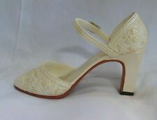 Just The Right Shoe-By Raine-Willitts Design-Shower of Flower-#25026-No Box-1999