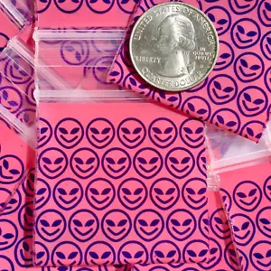 BaggiesSince1987 - 175175 Zip Seal Design Beutel LILA ALIEN 100 Stück, 👀Details🔽 - Bild 1 von 24